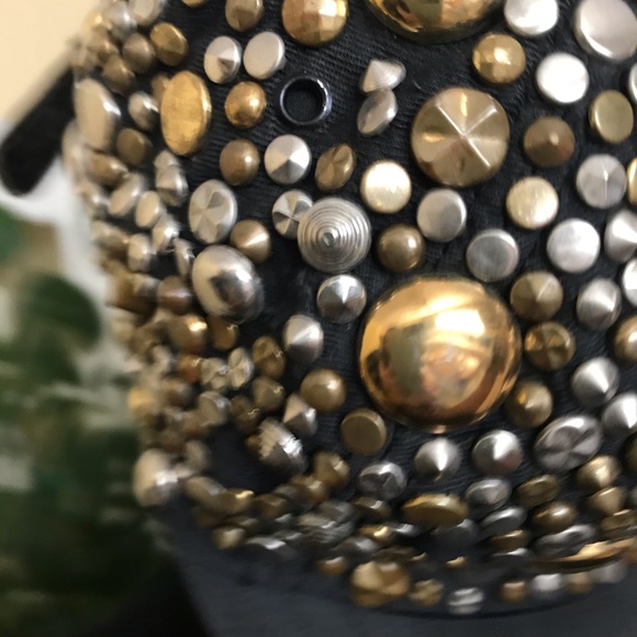 Unique studded baseball hat - Picture 7 of 9